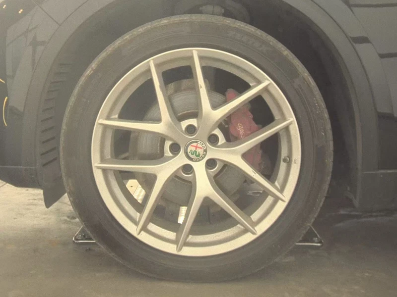 Alfa Romeo Stelvio Sport, снимка 7 - Автомобили и джипове - 53118110