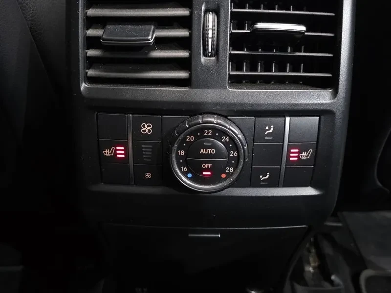 Mercedes-Benz GLC 350 D 4Matic Coupe, снимка 15 - Автомобили и джипове - 54835368