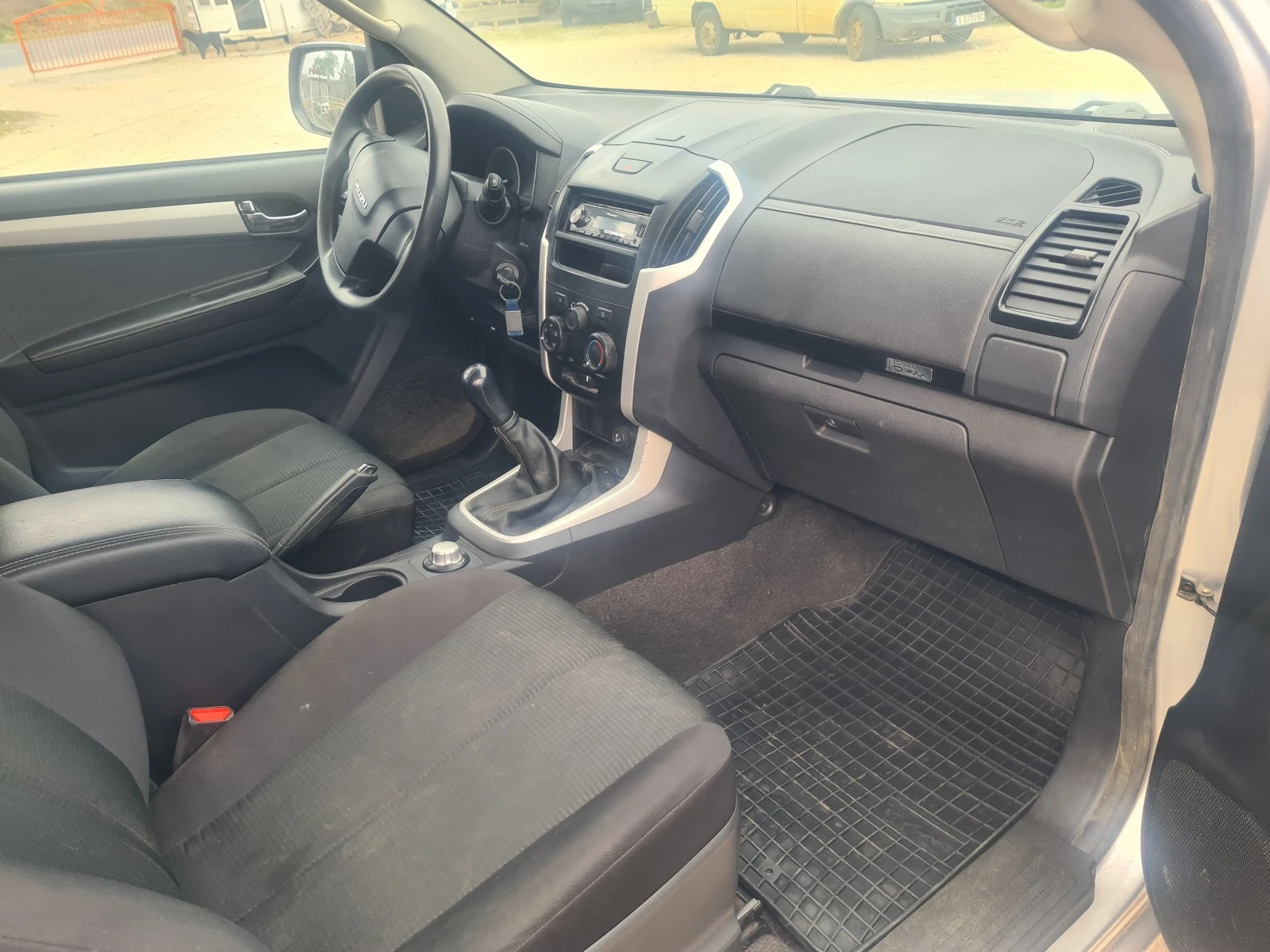 Isuzu D-max | Mobile.bg — изображение 11