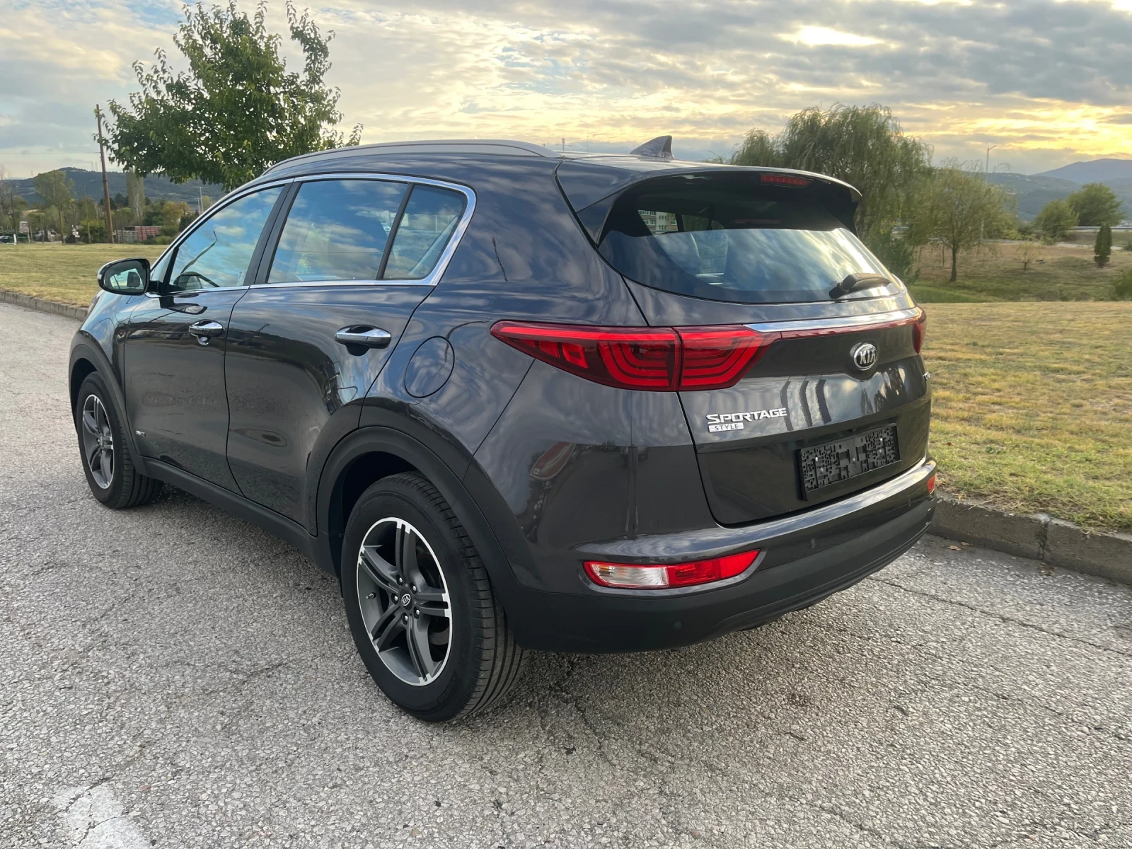 Kia Sportage 2.0 D Full Full - изображение 3