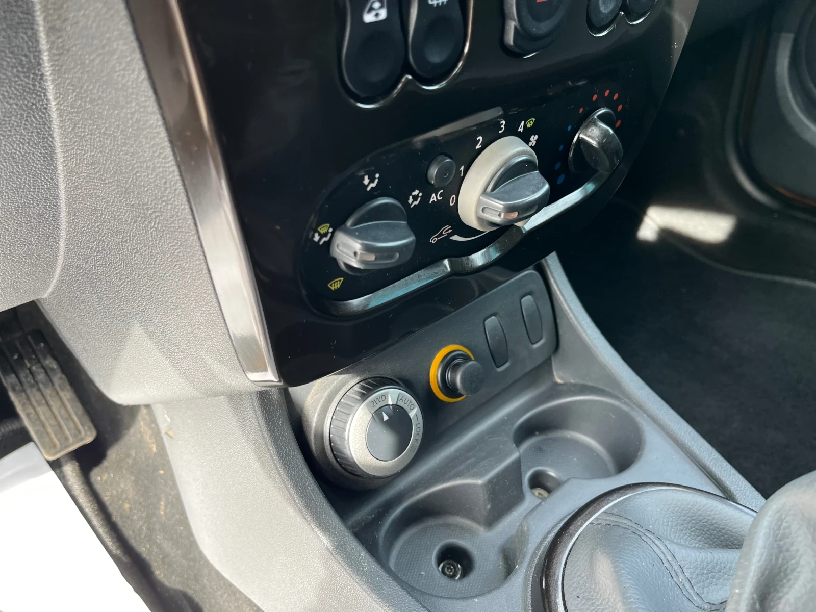 Dacia Duster 1.6 16V ���/������ | Mobile.bg � ����������� 9