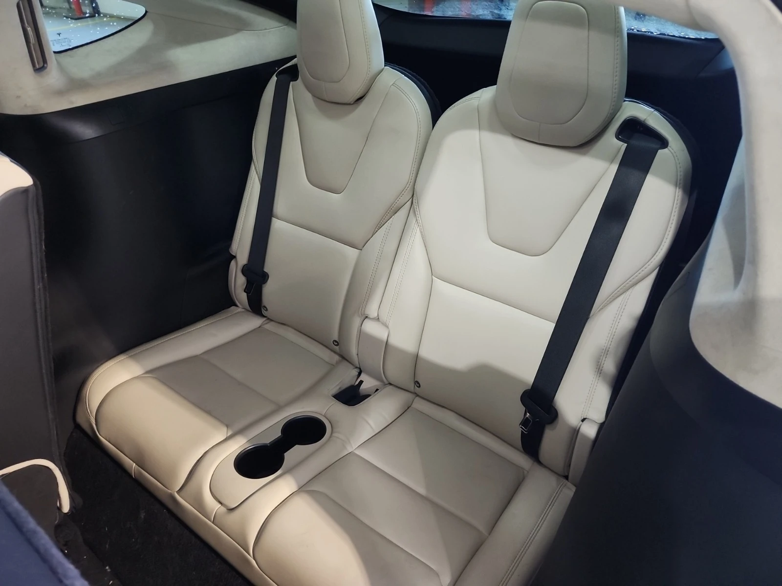 Tesla Model X 100D Long Range | AWD | 7 Места | Един Собственик , снимка 9 - Автомобили и джипове - 53758472