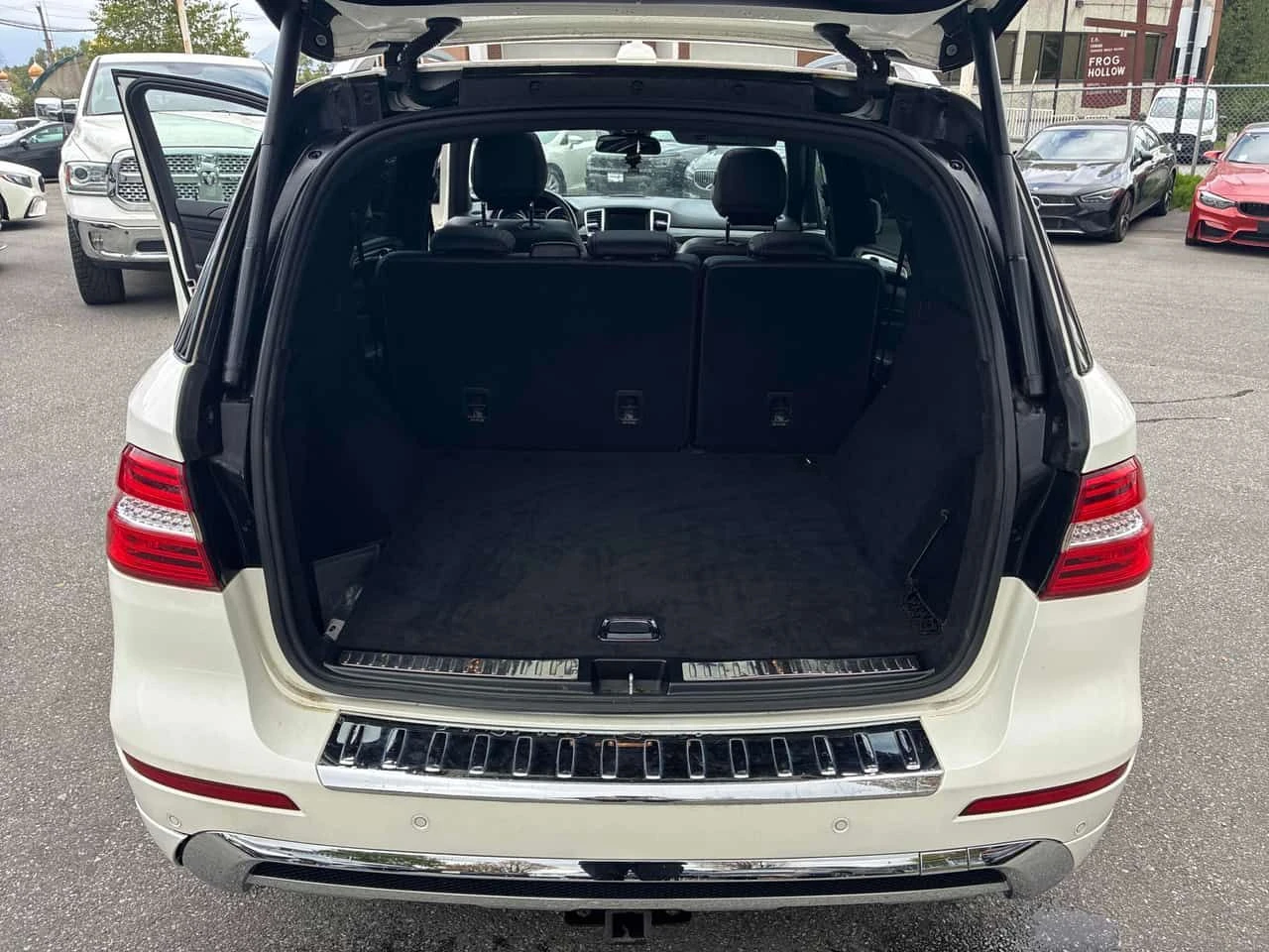 Mercedes-Benz ML 350  BLUETEC | distronic | 360 | pano | memory , снимка 6 - Автомобили и джипове - 54631105