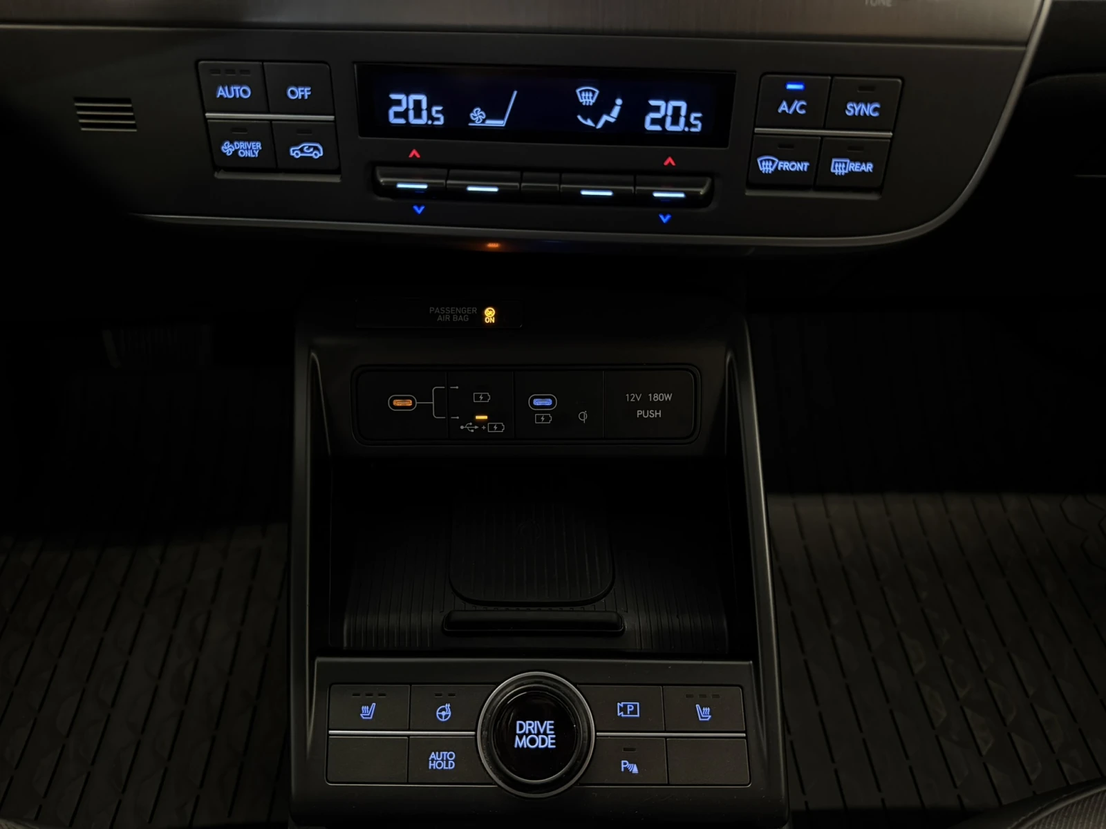 Hyundai Kona EXCLUSIVE Hybrid, снимка 14 - Автомобили и джипове - 54702329