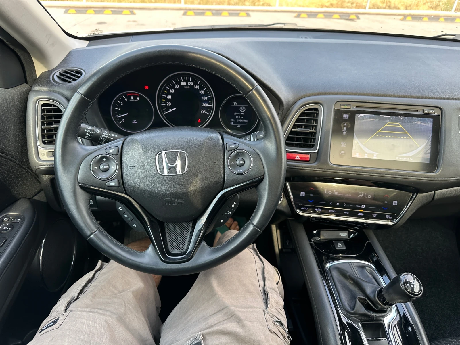 Honda Hr-v 1.6-EXECUTIVE+ DisTronick-1Г-Гаранция!, снимка 11 - Автомобили и джипове - 55123660