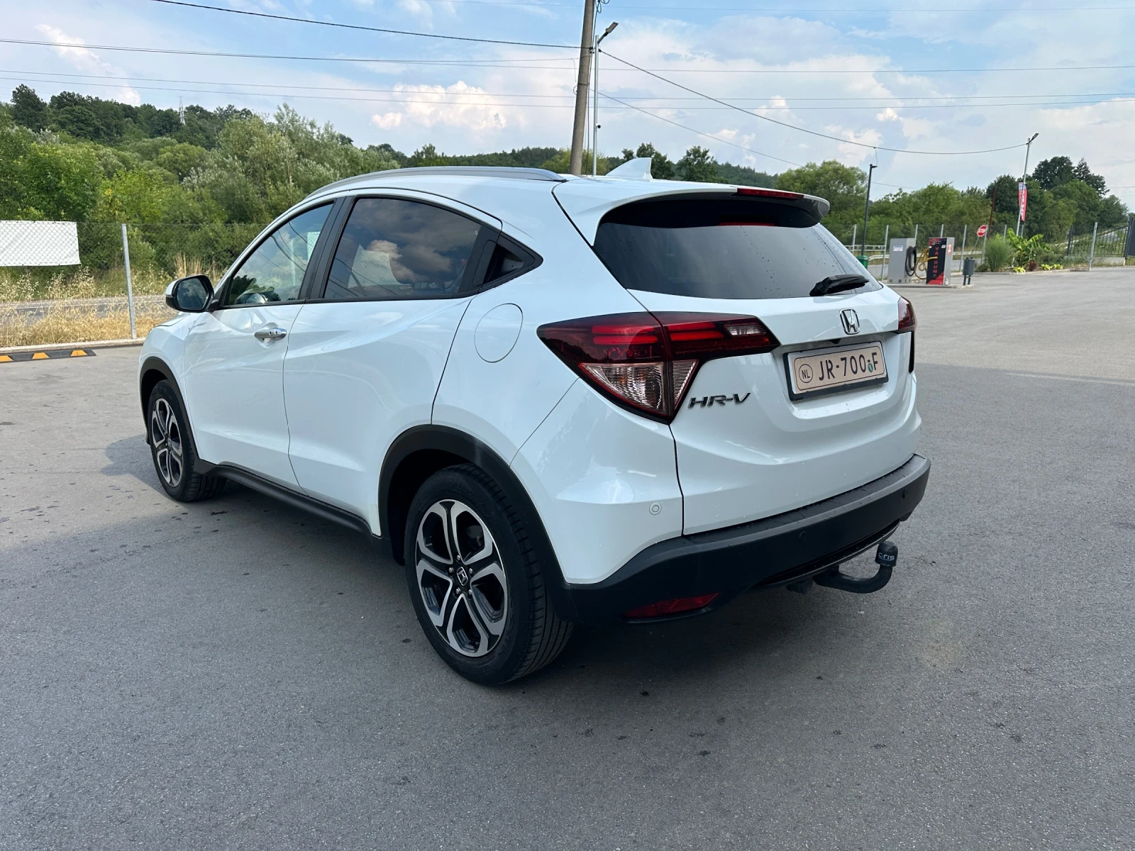 Honda Hr-v 1.6-EXECUTIVE+ DisTronick-1Г-Гаранция!, снимка 3 - Автомобили и джипове - 55123660