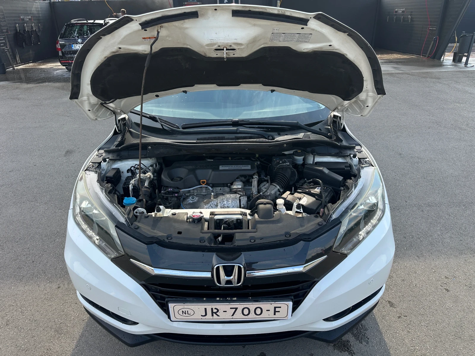 Honda Hr-v 1.6-EXECUTIVE+ DisTronick-1Г-Гаранция!, снимка 16 - Автомобили и джипове - 55123660