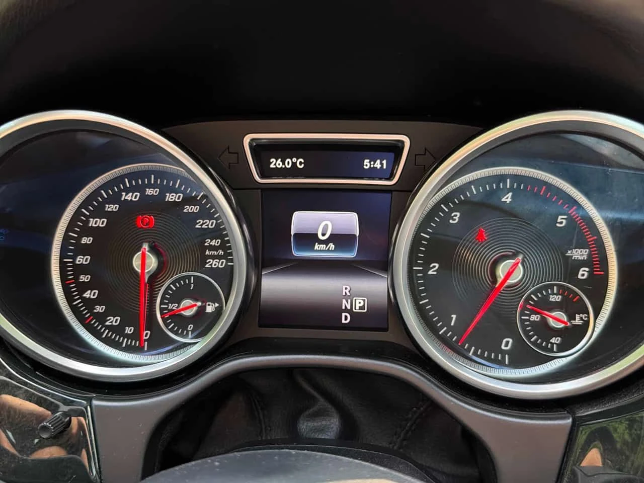 Mercedes-Benz GLE * 350d * CARFAX * БЕЗ ПЪРВОНАЧАЛНА ВНОСКА, снимка 8 - Автомобили и джипове - 55343836