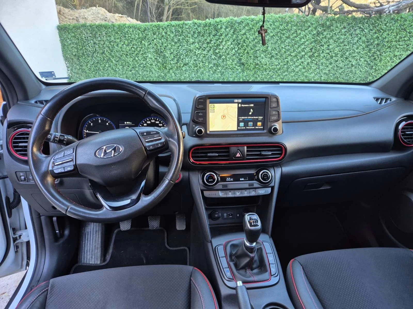 Hyundai Kona, снимка 4 - Автомобили и джипове - 56137593