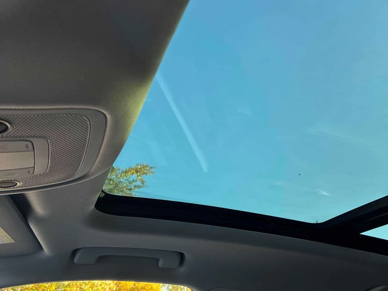Audi Q3 * Komfort * CARFAX * ���� �� �� | Mobile.bg � ����������� 10