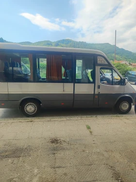 ������ Ford Transit