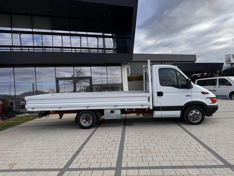 Iveco Daily 35C15 до 3.5т. 4.46м. Клима , снимка 6 - Бусове и автобуси - 48095894