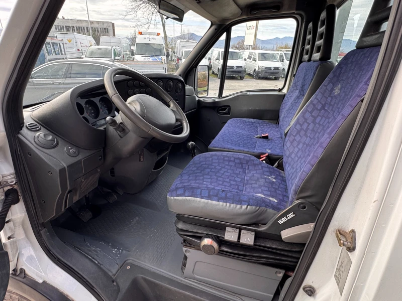 Iveco Daily 35C15 до 3.5т. 4.46м. Клима , снимка 12 - Бусове и автобуси - 48095894