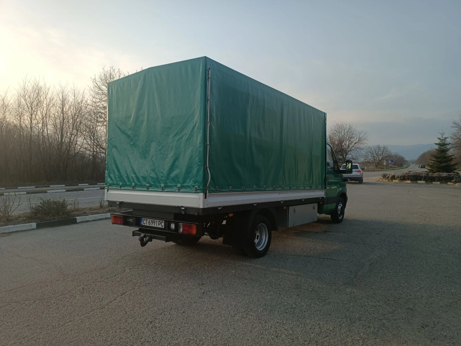 Iveco Daily 40С17 Регистриран Б категория до 3.5т, снимка 5 - Бусове и автобуси - 53710835