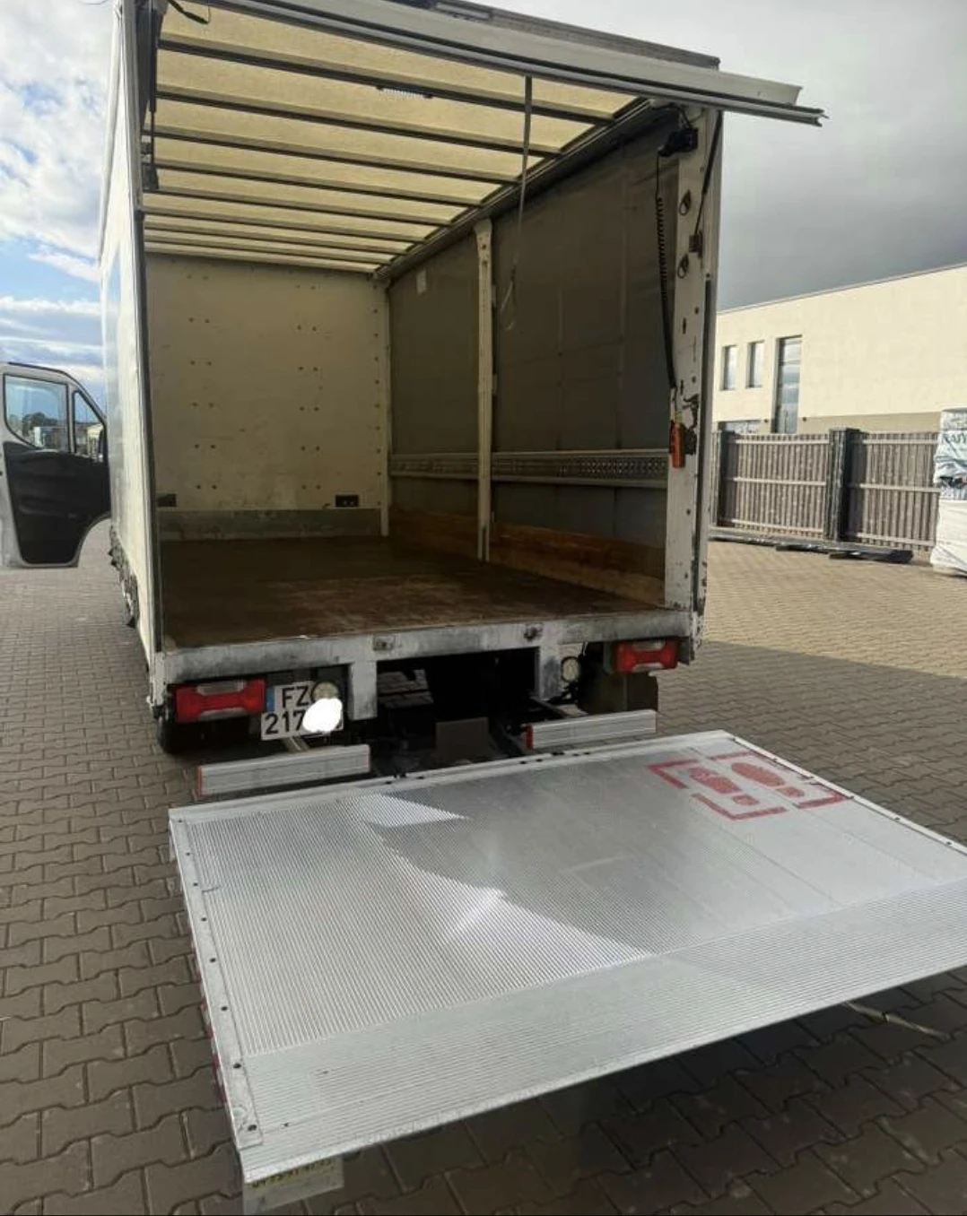Iveco 35c18 КАТ Б 8пал, снимка 3 - Бусове и автобуси - 56239103
