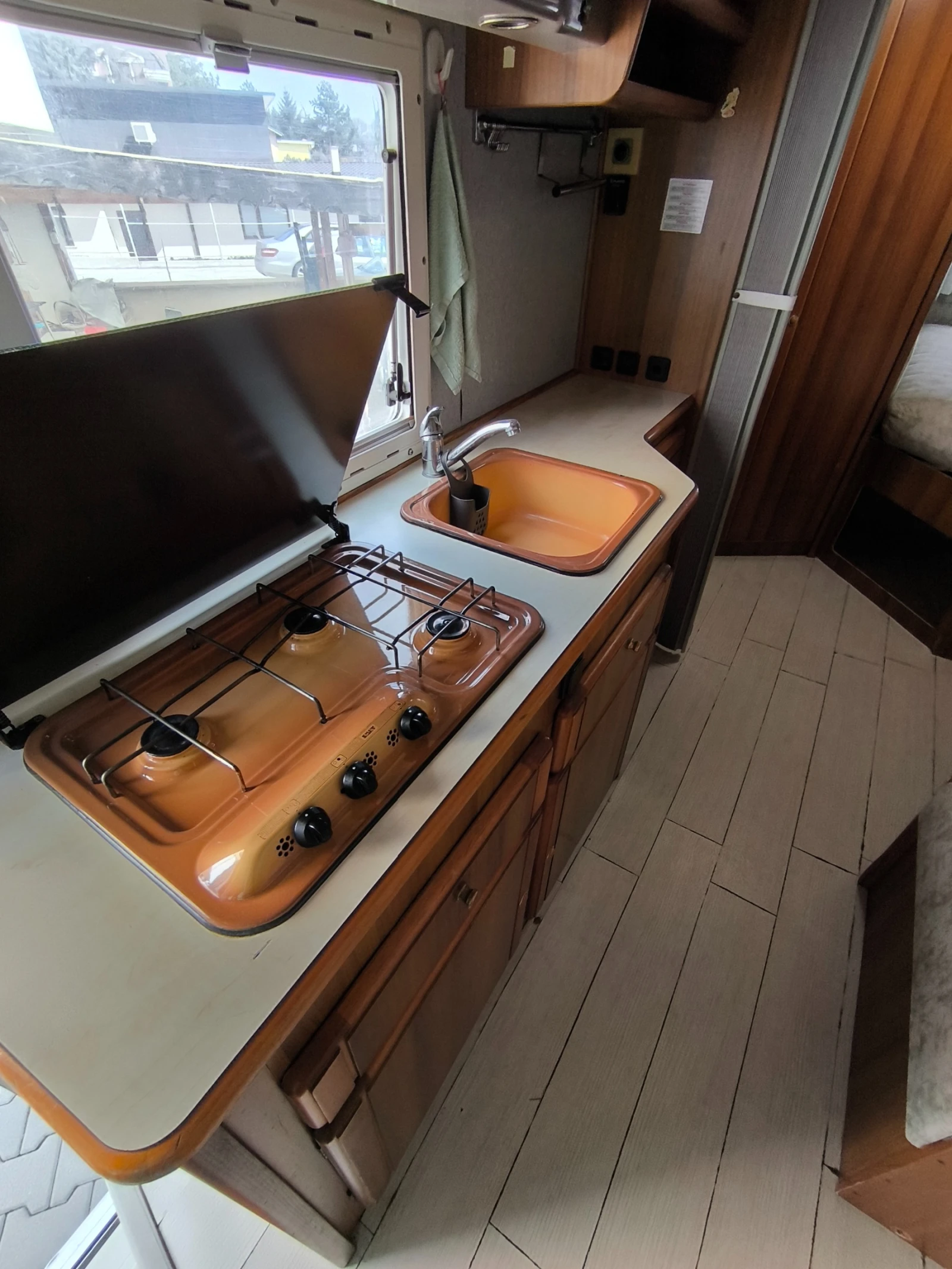 Кемпер Rimor SuperBrig 729, снимка 7 - Каравани и кемпери - 53985483