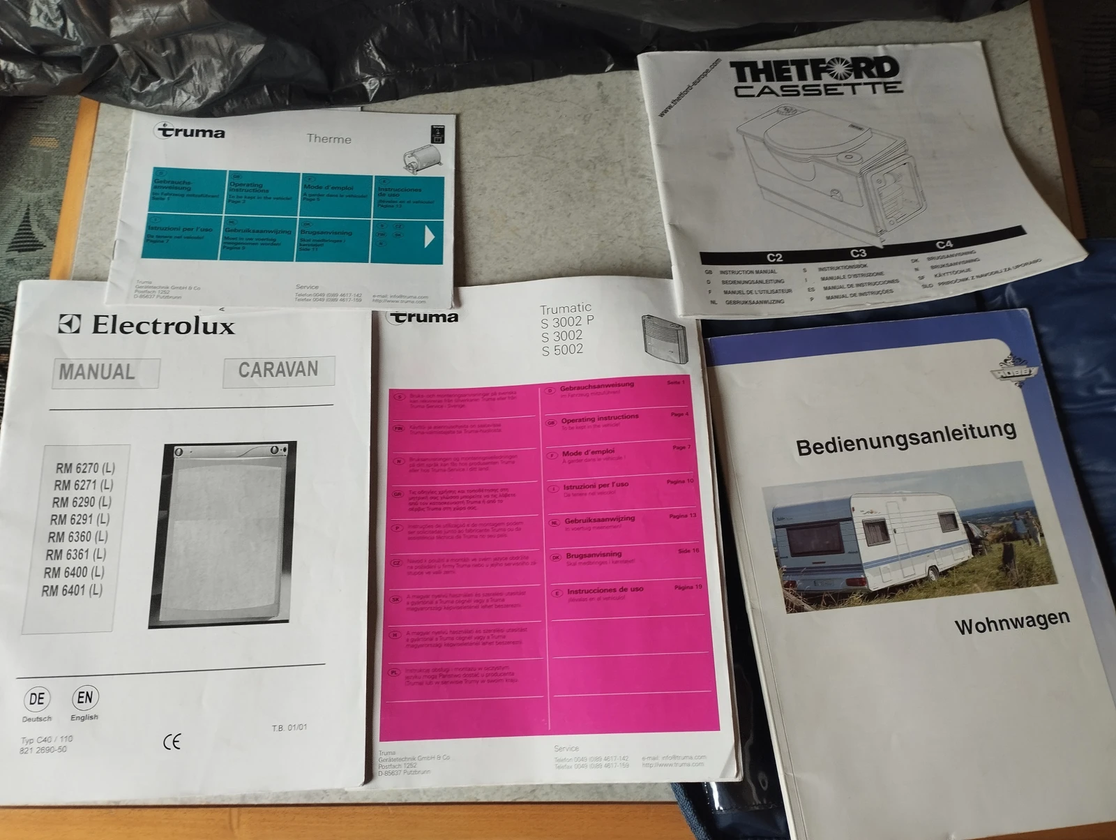 Каравана Hobby, снимка 15 - Каравани и кемпери - 54014394