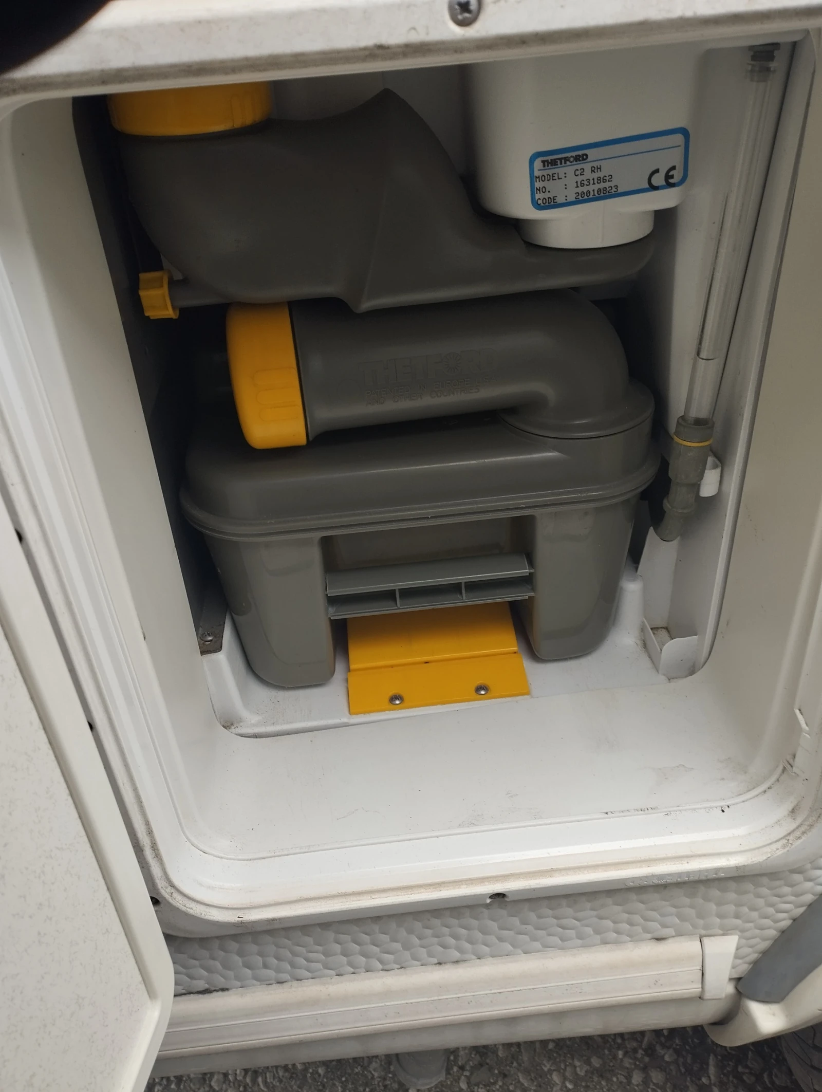 Каравана Hobby, снимка 7 - Каравани и кемпери - 54014394