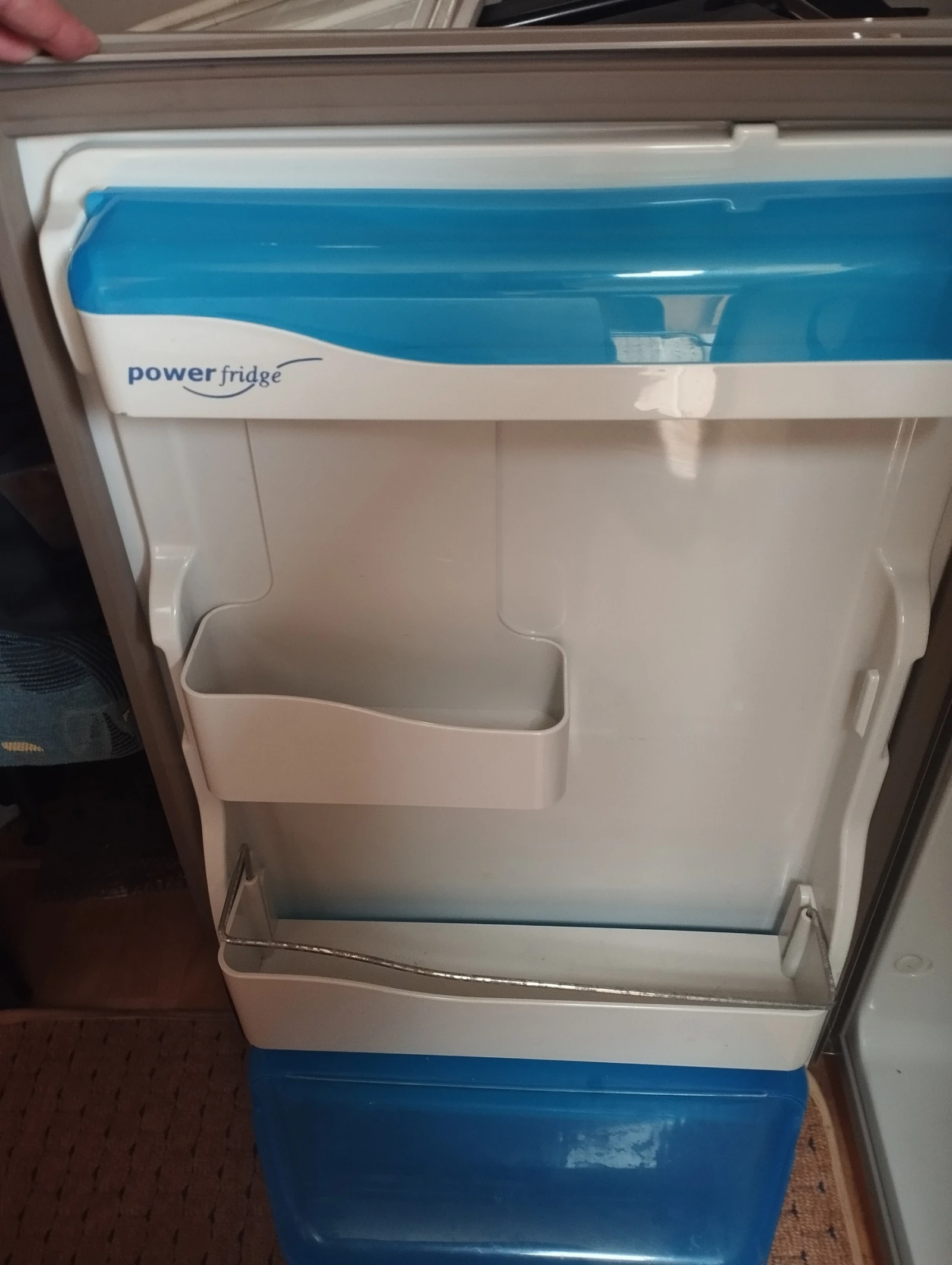 Каравана Hobby, снимка 10 - Каравани и кемпери - 54014394