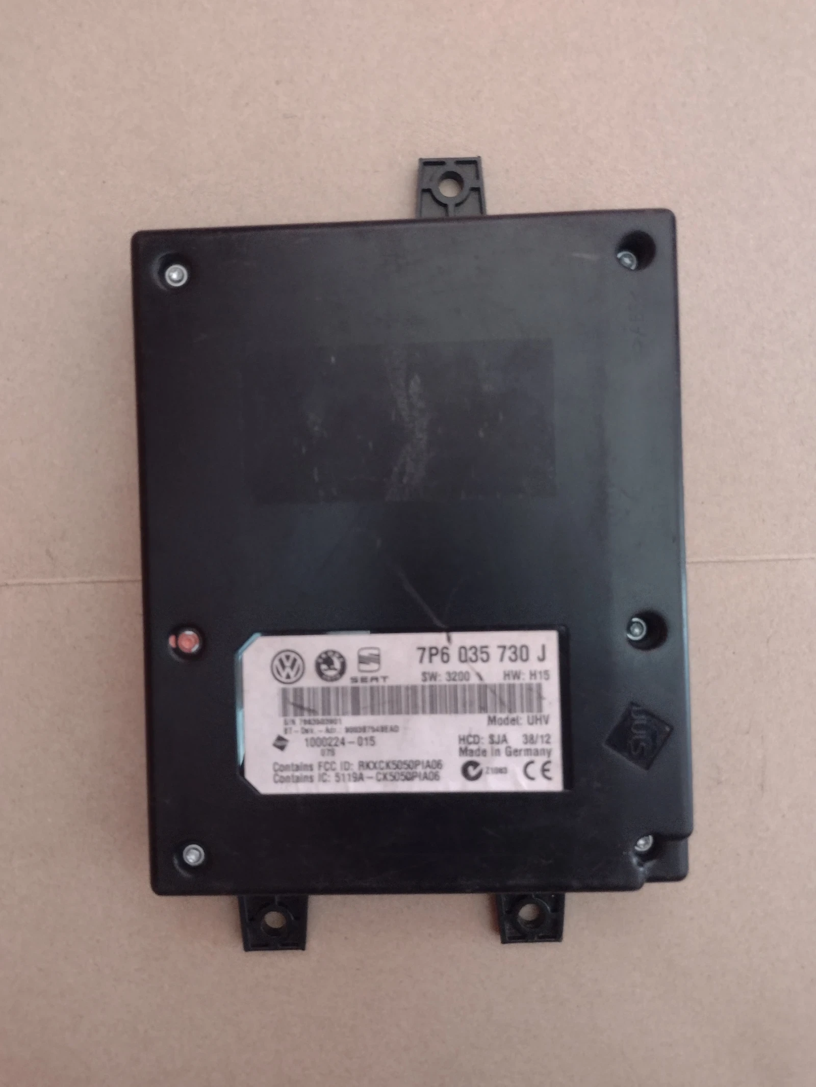 7P6035730J Bluetooth  7P6035730J VW, SKODA, SEAT 7P6 035 730 J  | Mobile.bg   1