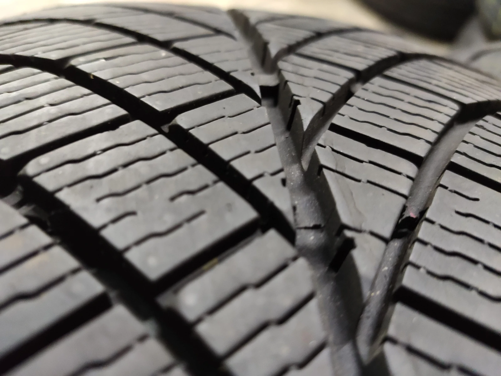  225/50R18 | Mobile.bg   5