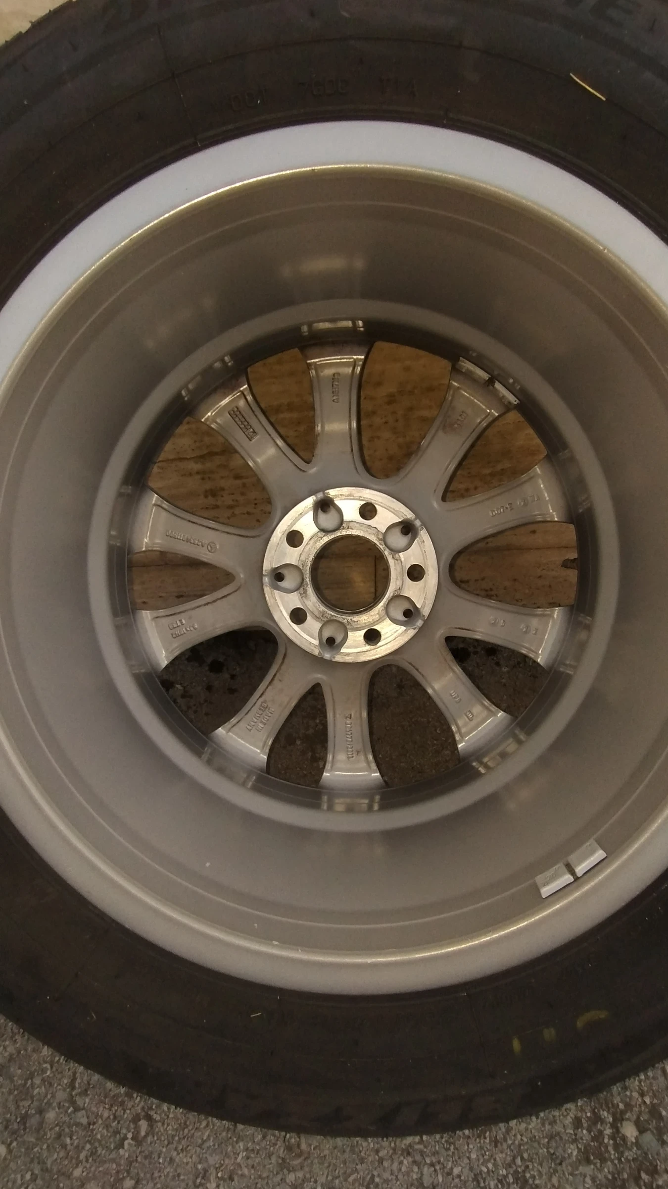 Гуми с джанти Bridgestone 235/60R18, снимка 5 - Гуми и джанти - 53934672