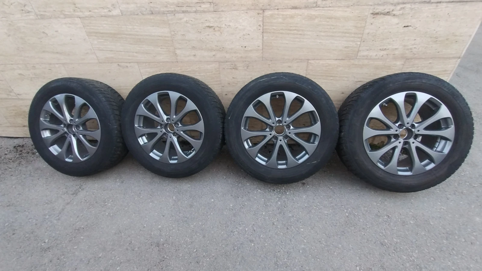 Гуми с джанти Bridgestone 235/60R18, снимка 2 - Гуми и джанти - 53934672