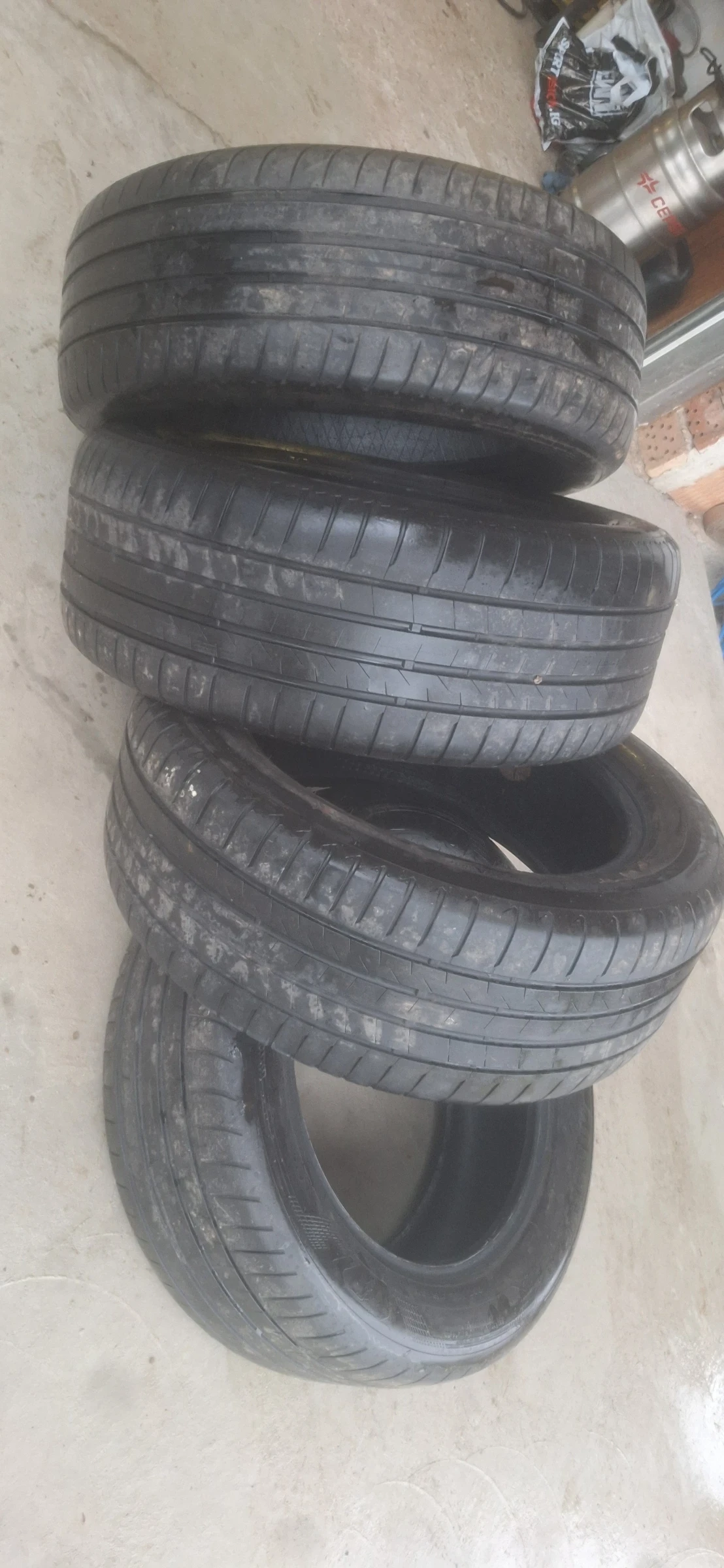 Гуми Летни 235/55R18